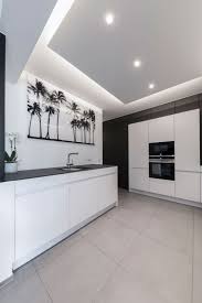 Pin Von Lampertz Stone Designer Auf Kuche Mit Arbeitsplatte Aus Naturstein Wohnen Arbeitsplatte Kuchenarbeitsplatte