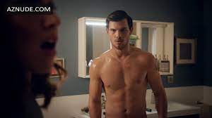 TAYLOR LAUTNER Nude - AZNude Men