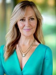 Kim Rolon's Instagram, Twitter & Facebook