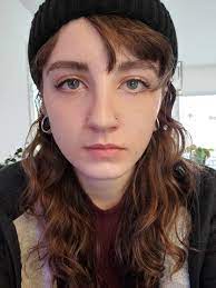 Be Honest Is It Super Noticeable That My Nostril Piercings Are Uneven Can T Tell If It S The Placement Or My Nose But I M Overanalyzing Like Crazy Since Getting It Piercing