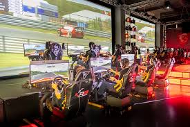 Rift mid valley is the south east asia's first and largest vr/ar theme park housing over 12 virtual and augmented reality games such as motion blaster and terminator x laser battle. Kuala Lumpur Live Finale Bereit Fur Esports Wtcr Oscaro Fia Wtcr World Touring Car Cup