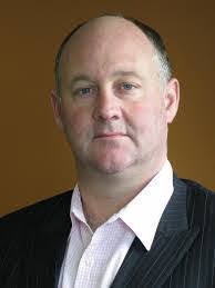 Robert Mcnevin's Instagram, Twitter & Facebook