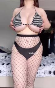 Big Tits Solo Oil- Tara Gets Greasy And Wild For You