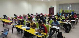 Pengakuan beberapa mahasiwa dari luar thailand, mereka memilih fatoni university karena metode belajarnya yang menerapkan cara islami. Cabaran Covid 19 Tanggungjawab Pensyarah Dan Pelajar Di Universiti Berita Uthm