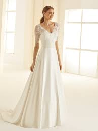 Check spelling or type a new query. Brautkleid Barbara Mit Spitzenarm Im Boho Chic Style