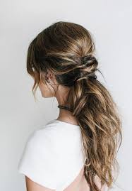 Messy wedding hairstyles is a hairstyle that is fun, playful and easy to create. 41 Trendy And Chic Messy Wedding Hairstyles Weddingomania
