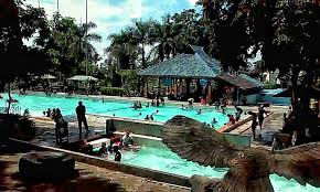 Sehingga tiket masuknya hanya dengan uang kalireco memiliki beberapa kolam buatan dan alami. Pemandian Ken Dedes Berwisata Sambil Berendam Di Air Panas Tempat Me