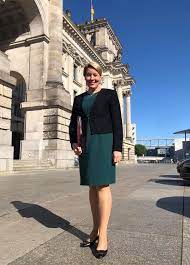 The allegations against her, made in 2019, were so strong that she volunteered to stop using her doctoral title. Grusse Vom Deutschen Bundestag Heute Franziska Giffey Facebook