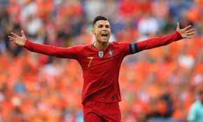 جديد صور كرستيانو رونالدو 2019 احدث صور للاعب الاسطورة كرستيانو لاعب منتخب البرتغال وفريق ريال مدريد الاسبانى نقدم لكم مجموعة متنوعة وحصرية لرونالدو مع ريال مدريد ولحظات بالحزاء الذهبى والكرة الذهبية ارجوا جديد صور كرستيانو رونالدو مع ريال مدريد والعائلة 2019. Filgoal Ø£Ø®Ø¨Ø§Ø± ÙƒØ±ÙŠØ³ØªÙŠØ§Ù†Ùˆ Ø±ÙˆÙ†Ø§Ù„Ø¯Ùˆ Ø£ÙØ¶Ù„ Ù„Ø§Ø¹Ø¨ ÙÙŠ Ø§Ù„Ø¨Ø±ØªØºØ§Ù„ Ù„Ù„Ù…Ø±Ø© Ø§Ù„Ø¹Ø§Ø´Ø±Ø©