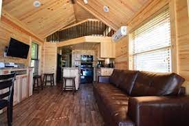 Dining table with four chairs Kerrville Cottages And Cabin Rentals