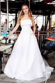 A white ball gown or girly ball dress 2020 in vivid colors can make your princess dream come true. Bridal Spring 2020 Fashion Shows Vogue