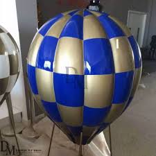 Once the basics are done, search for accessories. Large Hot Air Balloon Designs With Different Finishes For Window Shop Decoration