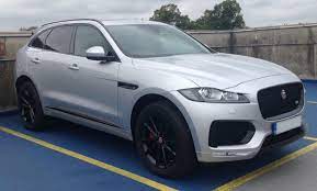 With its 5,0 litre supercharged v8 engine and top speed of 286km/h, f‑pace svr is jaguar's ultimate performance suv. Jaguar F Pace Wikipedia