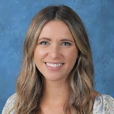 Jasmine Quezada's Instagram, Twitter & Facebook