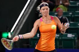 Kiki bertens was in tears before leaving the court in a wheelchair at the french open. De Plotselinge Onrust En Twijfel Rond Kiki Bertens Nrc
