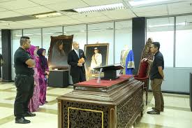 Penolong pegawai tadbir gred n29 3. Lawatan Timbalan Pengarah Merangkap Kurator Bersama Staf Muzium Diraja Abu Bakar Johor Utm Library News