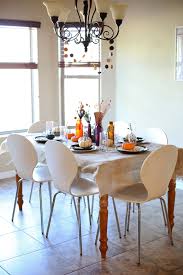 Nikowings halloween decorations bat wall decals stickers decor, 84 pack/4sizes 3d bats window decals, bat halloween door decor indoor hallowmas decoration party supplies (black) 4.9 out of 5 stars. Easy And Classy Halloween Table Decorations Everyday Reading