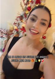 Deliciosa ensalada con banano y manzana para Navidad