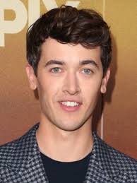 Billy the Kid': Tom Blyth Talks Transforming Into the 'Magnetic' Outlaw  (VIDEO)