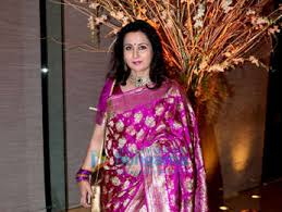 Celebs Grace Alka Yagnik S Daughter Syesha Kapoor S Wedding Reception Parties Events Bollywood Hungama Her hindi diction is terrible, especially in high pitch. celebs grace alka yagnik s daughter
