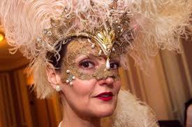 On The Town: Time for dress up