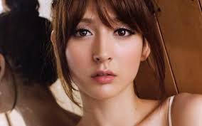 Sau 10 năm lộ ảnh nóng, 'huyền thoại nhan sắc Nhật' sống dư dả với khoản  tiền hơn 42 tỷ