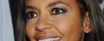 Sur instagram, ils n'hésitent pas à afficher leur belle complicité, que cela soit lors d'une pause à la station de ski d'avoriaz, durant des soirées un peu arrosées ou encore au concert du groupe ntm. Instagram Karine Le Marchand Seins Nus Pour Stephane Plaza Dezingue Joeystarr Photos