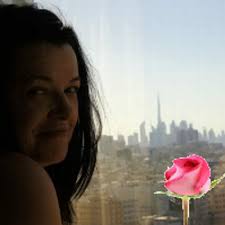 Sharon Theis (@SharonSpanglish)