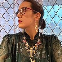 Farm Fresh Murder (A Farmers' Market Mystery, #1) by Paige Shelton