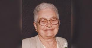 Bobbie Ditzler's Instagram, Twitter & Facebook