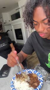 Mommy Cooks Pork and Quail Eggs After BBL Surgery