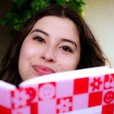 Hannah Herrera Greenspan (@proudchismosa)