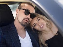 Давай с тобой мы отдохнеём, с тобой вдвоём! Miss Mira Kseniya Suhinova O Syomkah S Bilanom V Dime Net Pafosa