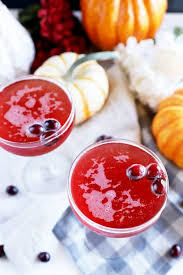 14 festive cocktail recipes to make this thanksgiving. Sparkling Thanksgiving Cocktail For Your Holiday Gathering