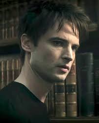 Holly Worth (cloudyseph)