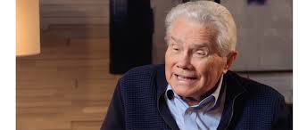 Palau dice que el cáncer está bajo control a 2 años de su diagnóstico  terminal