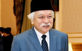 Biography, kings and rulers, pictorial works. Give More Power To States Negeri Sembilan Ruler Tells Putrajaya Free Malaysia Today Fmt