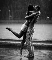 Il Filo Di Arianna Kissing In The Rain Romantic Couple Kissing Romantic Couples