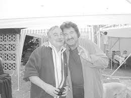 Czym zajmował się brat zmarłego kilka tygodni temu artysty? Nq4807 Sxr1cum