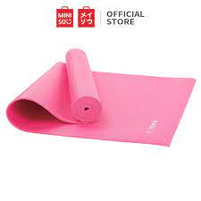 Berikut beberapa rekomendasi matras yoga terbaik sesuai dengan kriteria di atas. Miniso Matras Yoga Yoga Mat Alas Karpet Minisoindonesia