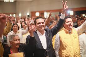 Mantente en contacto conmigo a través de este espacio y acompáñame por michoacán, el destino que #celebralavida. Silvano Aureoles Hace Un Llamado A La Redefinicion Del Prd