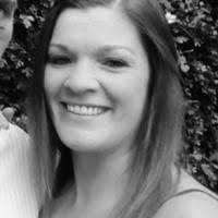 Tracey Broxton's Instagram, Twitter & Facebook