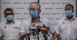 Wee ought to have been more constructive if he feels dr mahathir should get his facts right or get better advice in specific cases instead of just asking him not to speak out at all against injustice, regardless of whether they are committed by big or small powers. Ka Zion Rejects Concealment In Lrt Train Accident Investigation Photo Malaysia Worldakkam