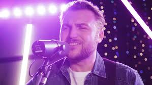 Cash Thompson 'Shut Up And Dance'