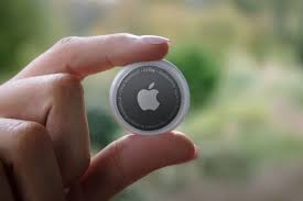 Airtag are a tracking device developed by apple inc. Apple Airtag Arrives For 29 Uses Ultra Wideband And Does Emoji Gsmarena Com News