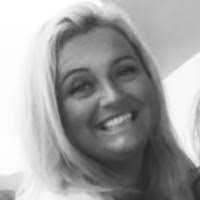 Bernadette Foreman's Instagram, Twitter & Facebook