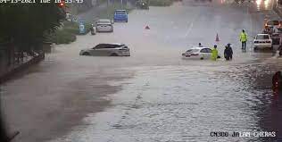 Flash floods in kuala lumpur. Lalu Lintas Kl Sesak Akibat Banjir Kilat Kosmo Digital