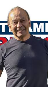 Conversamos con el Dr. Ricardo Celis, #médico ginecólogo, ex #diputado por  La #Araucanía. Hablamos sobre salud, #fibromialgia, su paso por la Cámara,  el descrédito del #Congreso y los desafíos de ...