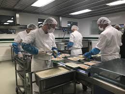 Un Repas De Chef Pour 9000 Ecoliers Remois