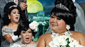 โดยโก๊ะตี๋เคยให้สัมภาษณ์ถึงรักครั้งนี้ไว้ว่าเกิดเมื่อ 7 ปีก่อนหลังจากที่ตนเองช้ำรักมาหมาดๆ ก็ได้มาเจอน้องอ้อยที่กองละครเรื่อง เลิฟสตรอ. à¸£à¸§à¸¡à¸„à¸¥ à¸›à¸®à¸² à¹‚à¸ à¸°à¸• à¸œ à¹à¸žà¸™à¹€à¸„ à¸ à¸«à¸­à¹à¸• à¸§à¹à¸•à¸ Youtube